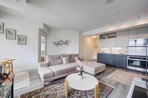 Photo 10 at 210 - 120 Eagle Rock Way, Rural Vaughan, Vaughan