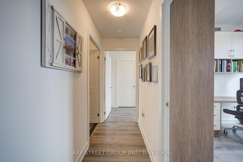 Photo 17 at 210 - 120 Eagle Rock Way, Rural Vaughan, Vaughan