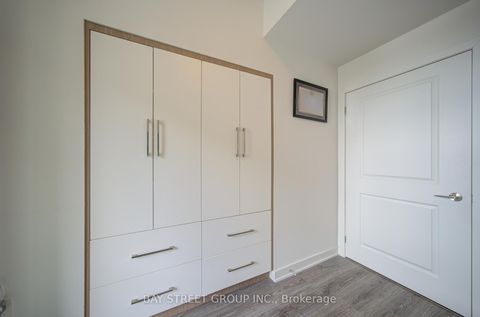 Photo 21 at 210 - 120 Eagle Rock Way, Rural Vaughan, Vaughan