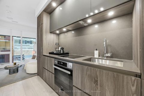 Photo 5 at 518 - 15 Mercer Street, Waterfront Communities C1, Toronto