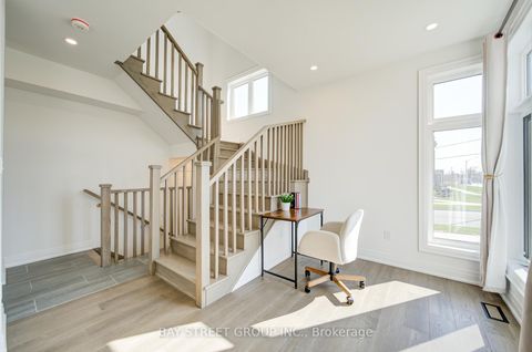 Photo 4 at 324 King Road, Oak Ridges, Richmond Hill