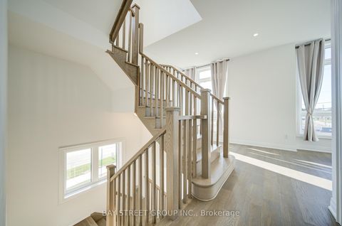 Photo 6 at 324 King Road, Oak Ridges, Richmond Hill