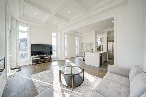 Photo 21 at 324 King Road, Oak Ridges, Richmond Hill