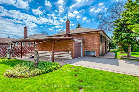 Photo 33 at 14 Tyler Place, The Westway, Toronto