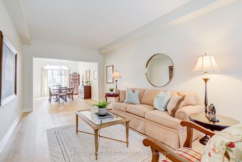 Photo 3 at 886 Darwin Drive, Dunbarton, Pickering