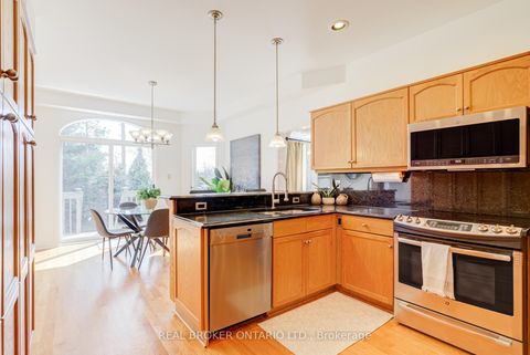 Photo 7 at 886 Darwin Drive, Dunbarton, Pickering