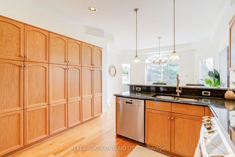 Photo 9 at 886 Darwin Drive, Dunbarton, Pickering