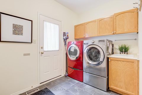 Photo 16 at 886 Darwin Drive, Dunbarton, Pickering