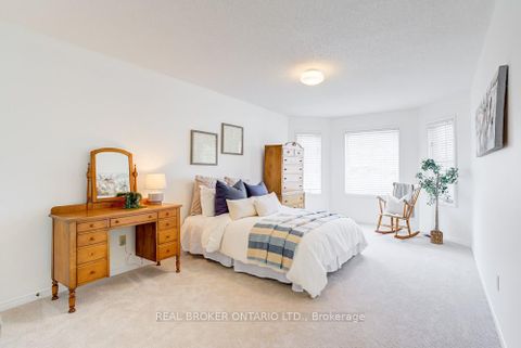 Photo 22 at 886 Darwin Drive, Dunbarton, Pickering