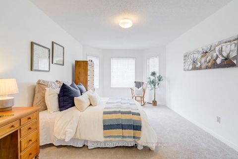 Photo 23 at 886 Darwin Drive, Dunbarton, Pickering