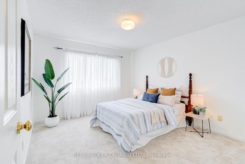 Photo 24 at 886 Darwin Drive, Dunbarton, Pickering