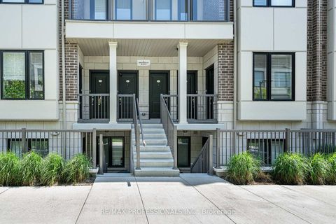 Photo 4 at 320 - 6 Drummond Street, Mimico, Toronto