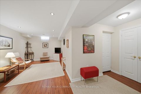 Photo 31 at 51 Tonner Crescent, Bayview Northeast, Aurora