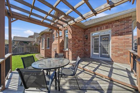 Photo 39 at 51 Tonner Crescent, Bayview Northeast, Aurora