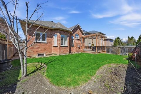 Photo 41 at 51 Tonner Crescent, Bayview Northeast, Aurora