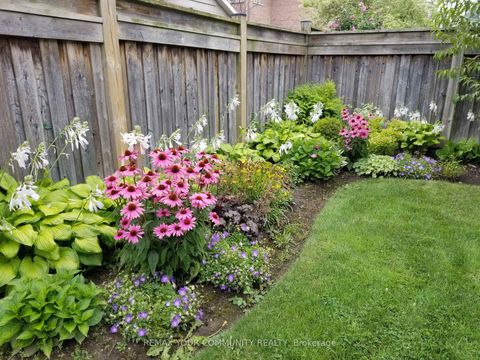 Photo 44 at 51 Tonner Crescent, Bayview Northeast, Aurora