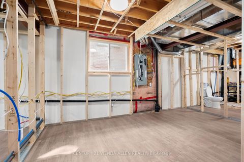 Photo 37 at 566 Oldman Road, Eastdale, Oshawa