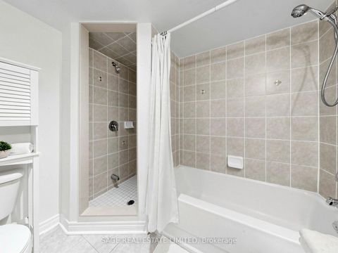 Photo 16 at 811 - 225 Wellesley Street E, South St. James Town, Toronto