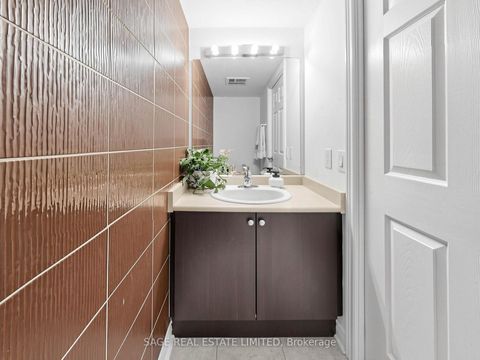 Photo 21 at 811 - 225 Wellesley Street E, South St. James Town, Toronto