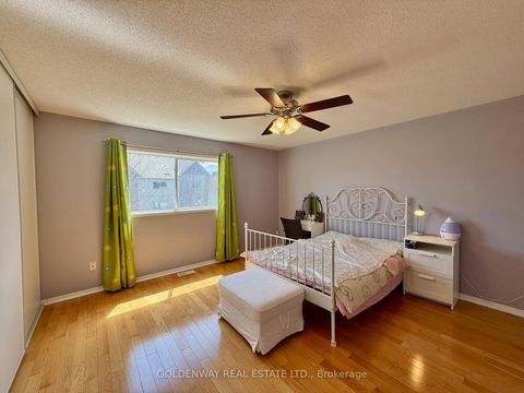 Photo 9 at 121 Mike Myers Drive, Dorset Park, Toronto