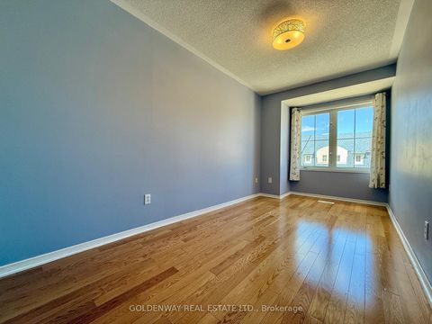 Photo 13 at 121 Mike Myers Drive, Dorset Park, Toronto