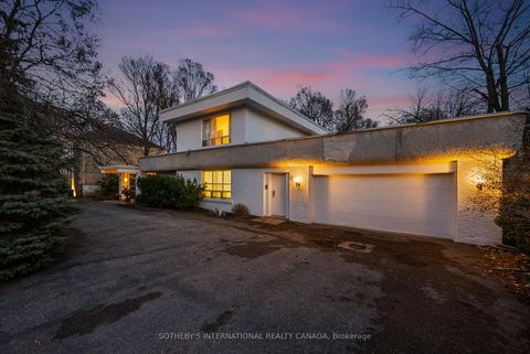 Photo 23 at 39 Burton Road, Forest Hill South, Toronto