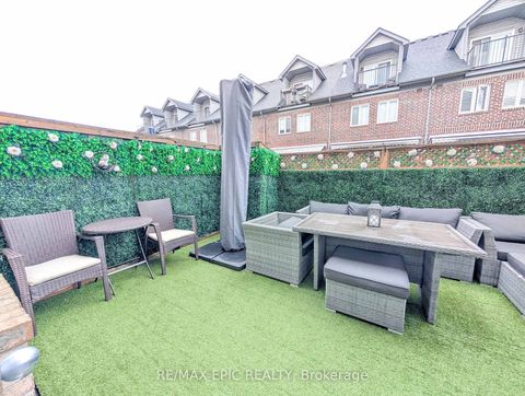 Photo 6 at 3 - 235 VAN DUSEN Boulevard, City Centre West, Toronto