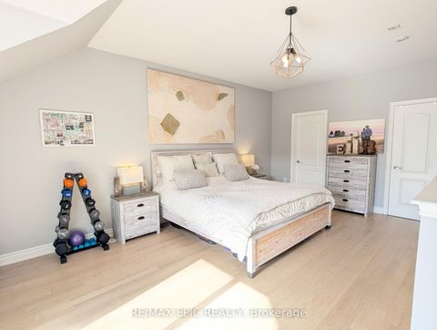 Photo 14 at 3 - 235 VAN DUSEN Boulevard, City Centre West, Toronto