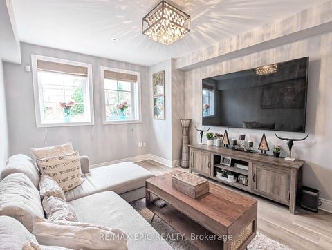 Photo 16 at 3 - 235 VAN DUSEN Boulevard, City Centre West, Toronto