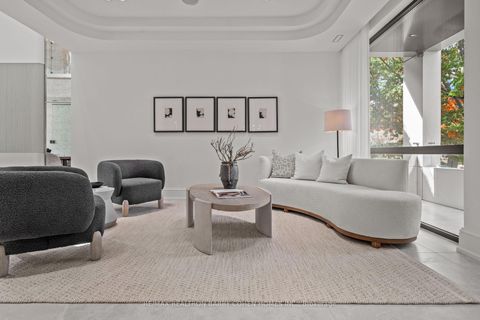 Photo 10 at 39 Chudleigh Avenue, Lawrence Park South, Toronto