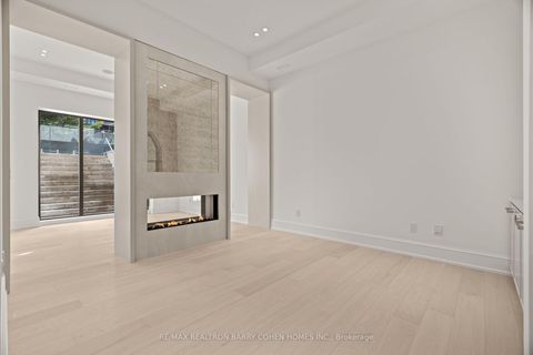 Photo 23 at 39 Chudleigh Avenue, Lawrence Park South, Toronto