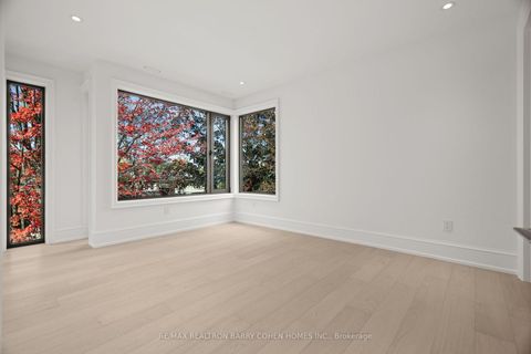 Photo 33 at 39 Chudleigh Avenue, Lawrence Park South, Toronto