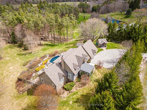 Photo 2 at 4 Purple Hill Lane, Creemore, Clearview