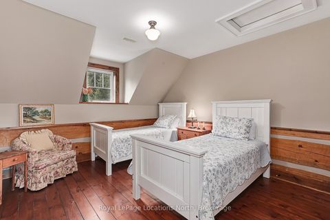 Photo 24 at 4 Purple Hill Lane, Creemore, Clearview