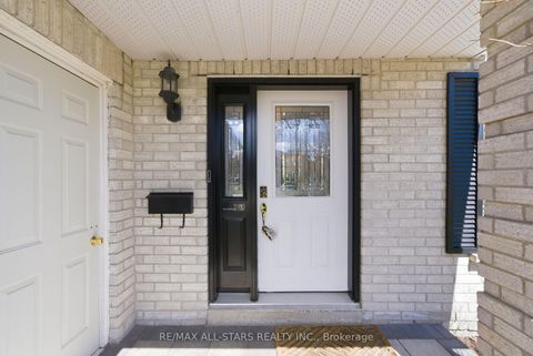 Photo 1 at 923 Leslie Valley Drive, Leslie Valley, Newmarket