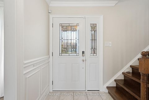 Photo 2 at 923 Leslie Valley Drive, Leslie Valley, Newmarket