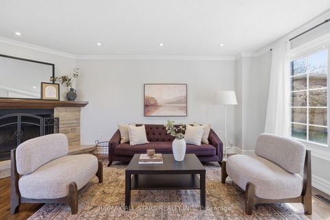 Photo 5 at 923 Leslie Valley Drive, Leslie Valley, Newmarket