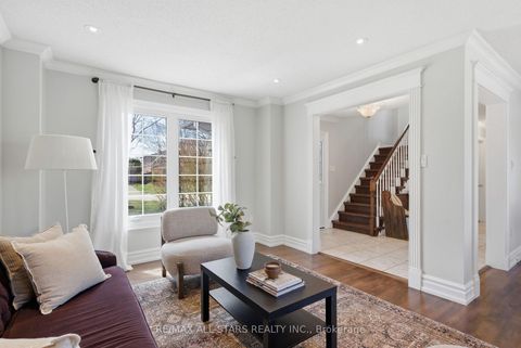 Photo 7 at 923 Leslie Valley Drive, Leslie Valley, Newmarket