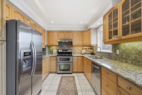 Photo 9 at 923 Leslie Valley Drive, Leslie Valley, Newmarket