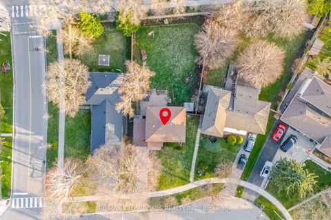 Photo 4 at 19 Portico Drive, Woburn, Toronto