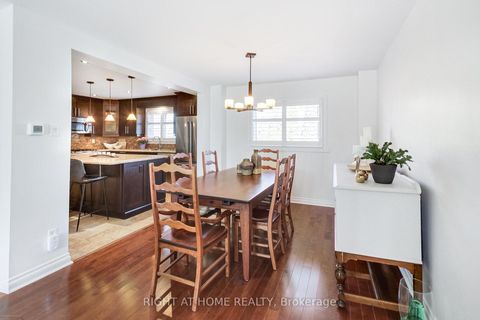 Photo 7 at 885 Dales Avenue, College Manor, Newmarket