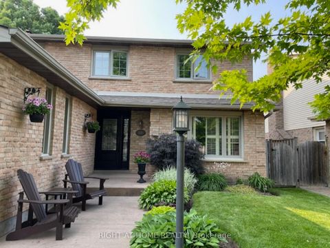 Photo 33 at 885 Dales Avenue, College Manor, Newmarket