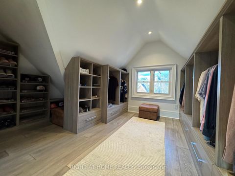 Photo 27 at 440 Sackville Street, South St. James Town, Toronto