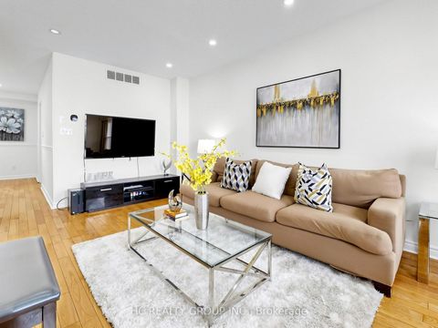 Photo 6 at 36 - 1742 John Street, Bayview Country Club Estates, Markham