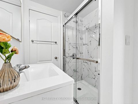 Photo 42 at 36 - 1742 John Street, Bayview Country Club Estates, Markham