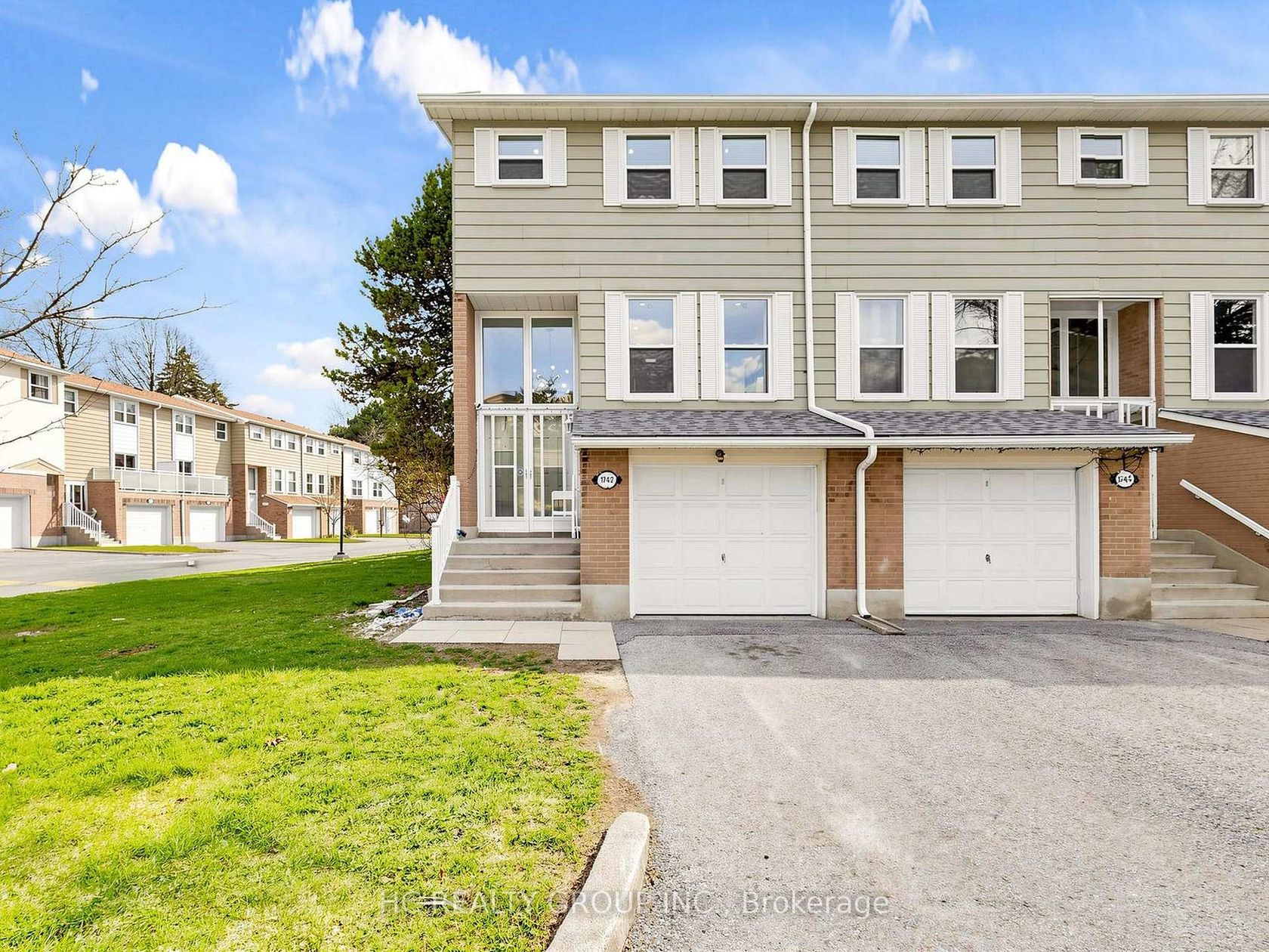 36 - 1742 John Street, Bayview Country Club Estates, Markham 