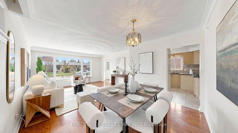 Photo 5 at 8 Summerfield Crescent, West Deane, Toronto