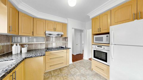 Photo 8 at 8 Summerfield Crescent, West Deane, Toronto