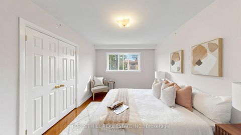 Photo 12 at 8 Summerfield Crescent, West Deane, Toronto