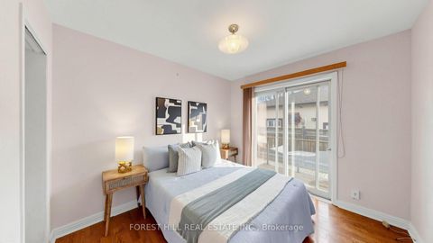 Photo 15 at 8 Summerfield Crescent, West Deane, Toronto